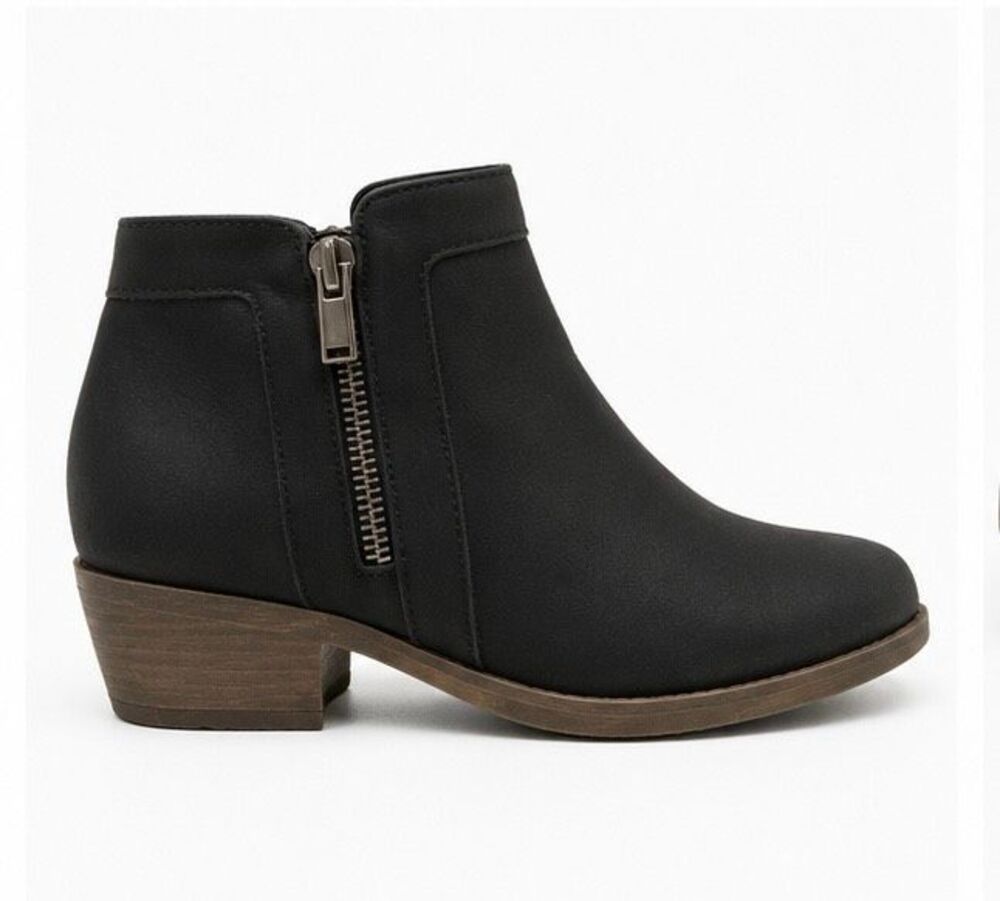Booties - Picture 3 of 4